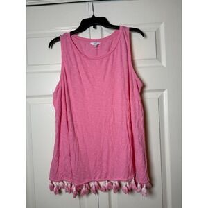 Crown & Ivy pink fringe scoop neck tassel-trimmed hem